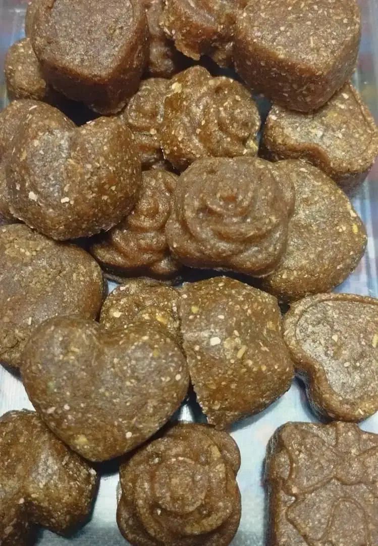 حب قند میوه ی توت  بدون هیچ شیرین کننده ای|خوردنی و آشامیدنی|شیراز, فرهنگ شهر|دیوار