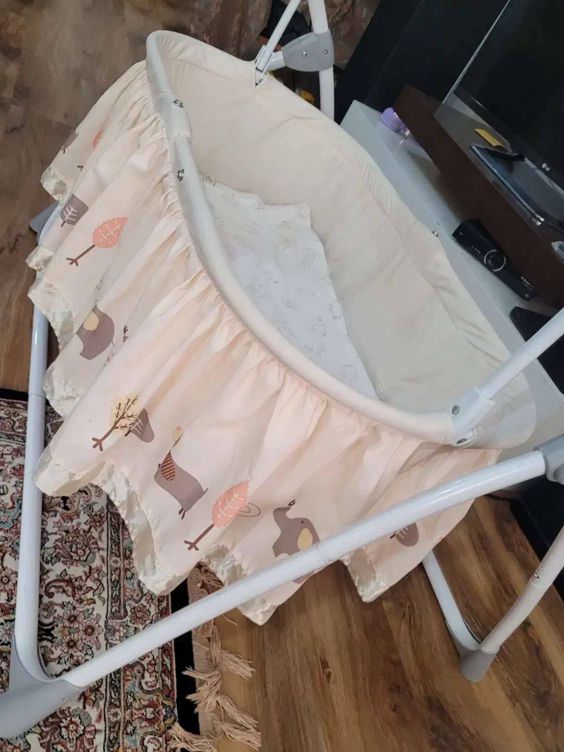 ننو برقی تاشو|اسباب و اثاث بچه|تهران, شهرک کوهسار|دیوار