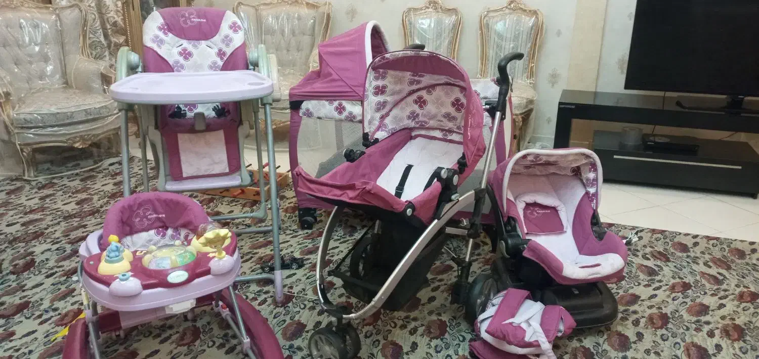 کالسکه،تخت پارک ،کرییر،صندلی موزیکال غذاهمراه بانا|کالسکه و لوازم جانبی|مشهد, احمدآباد|دیوار