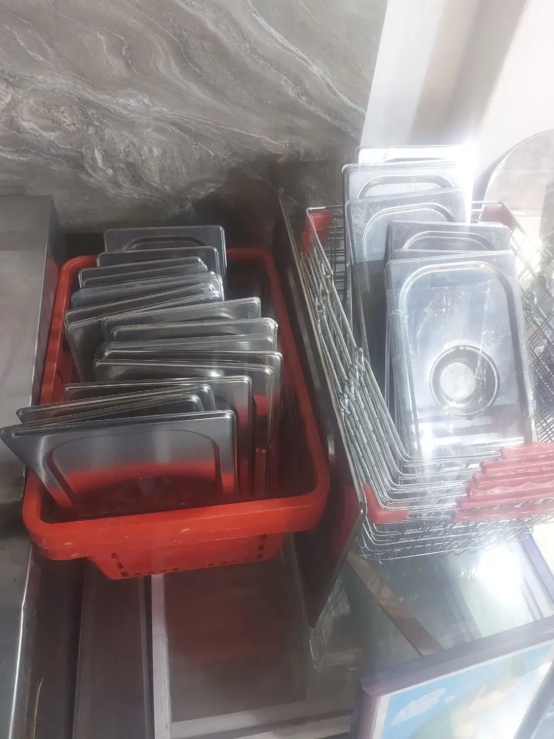 درب استیل بمماری|ظروف نگهدارنده، پلاستیکی، یک‌بارمصرف|کرج, چمران|دیوار