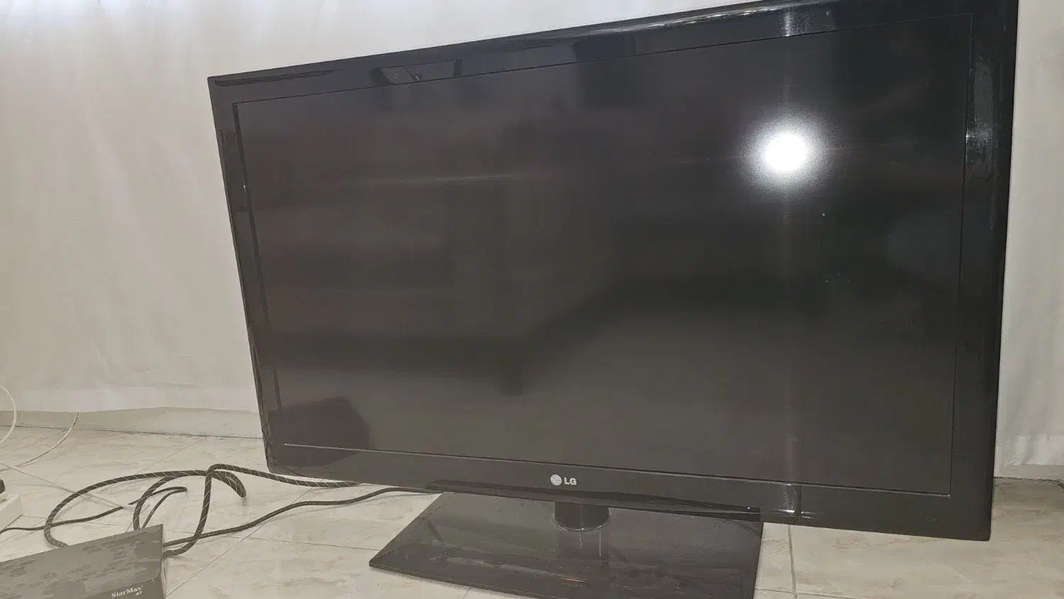 تلویزیون 42 اینج الجی|تلویزیون و پروژکتور|اسلام‌شهر, مسکن مهر اسلاشهر (شهرک امام خمینی)|دیوار