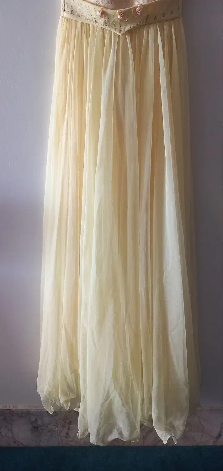 مجلس|لباس|گلبهار, شهر جدید گلبهار|دیوار