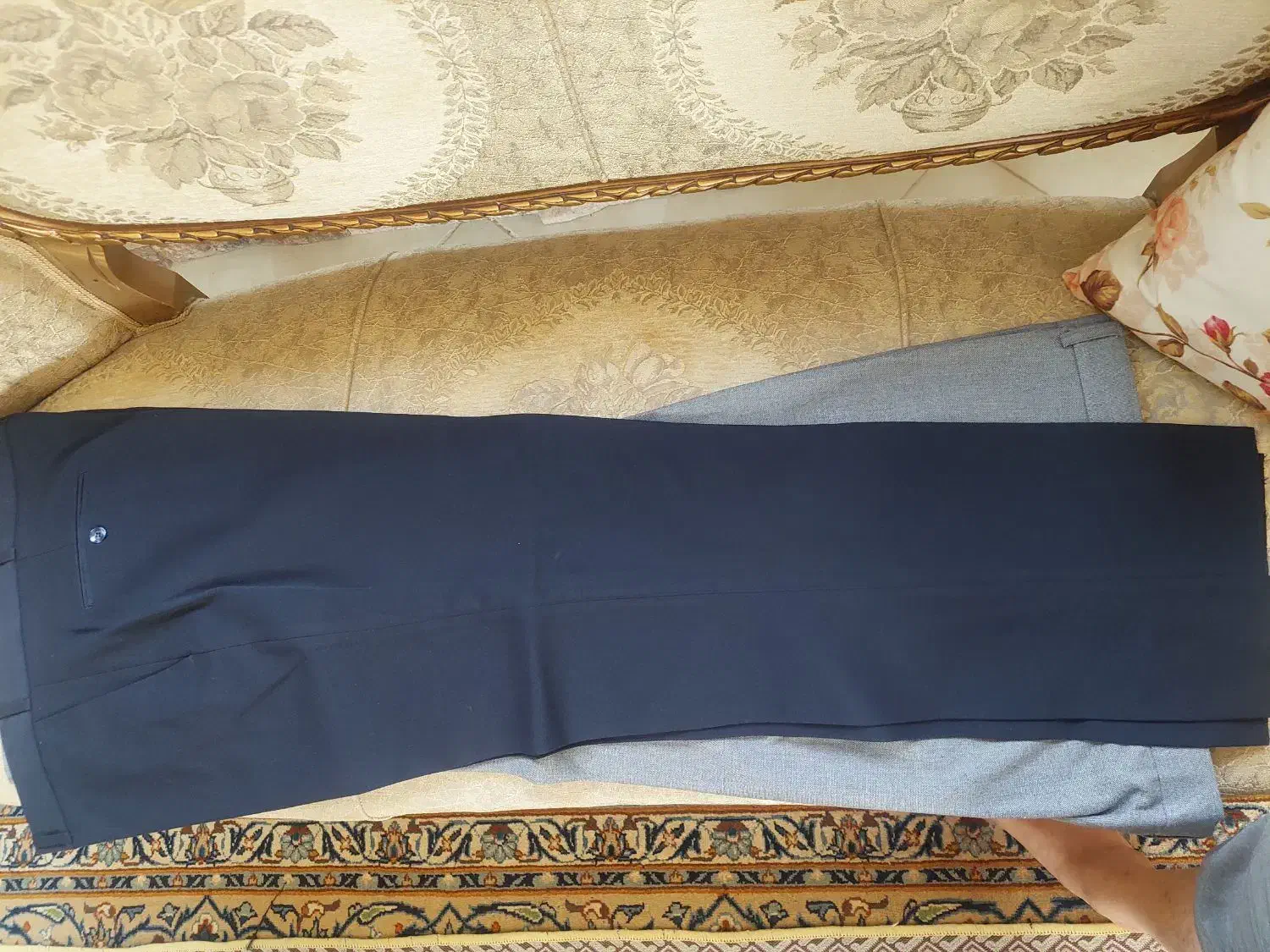 شلوار پارچه ای و کِشی تُرک|لباس|چمستان, |دیوار