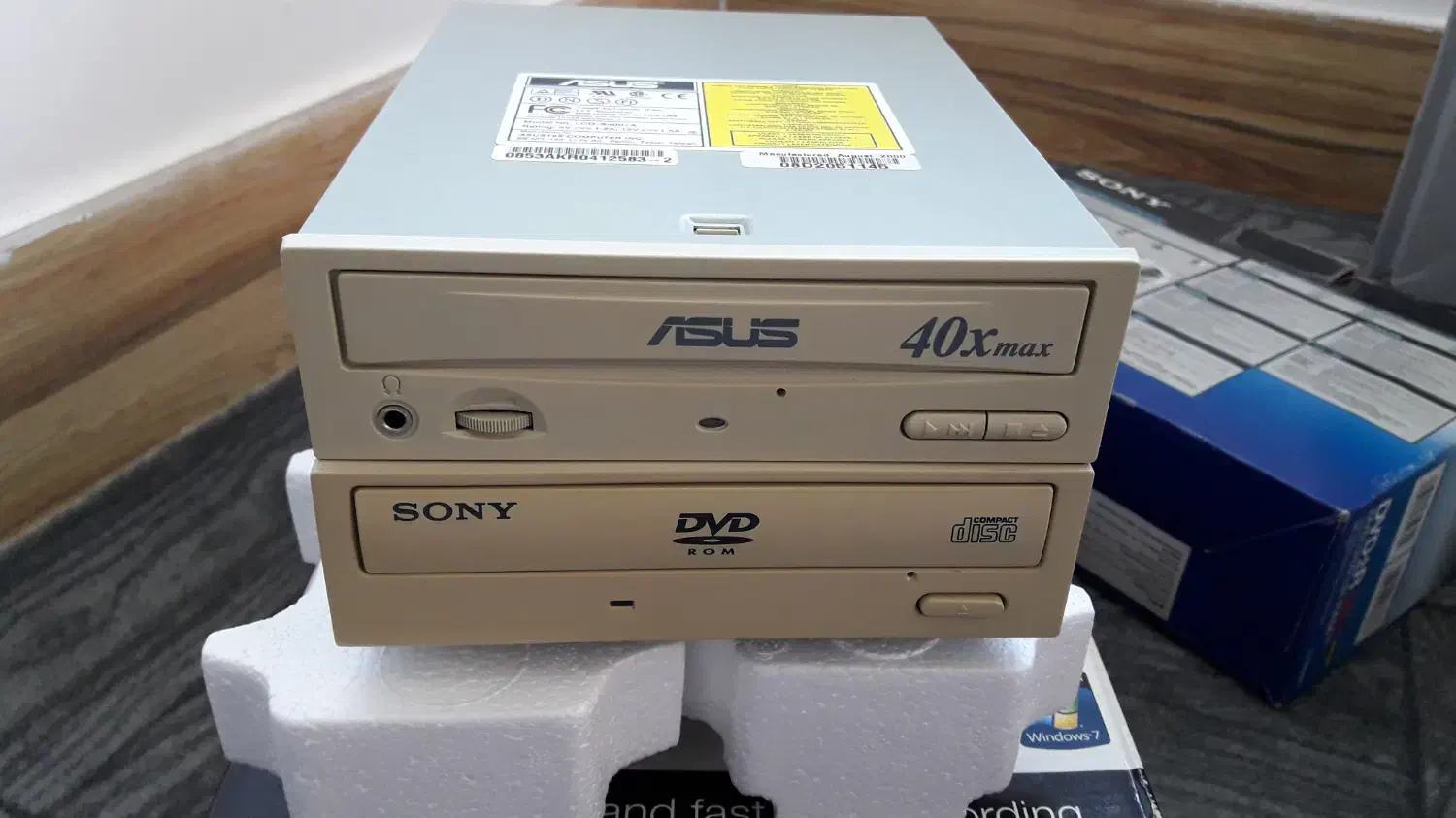DVD ROM Sony CD ROM Asus|قطعات و لوازم جانبی رایانه|ساری, |دیوار