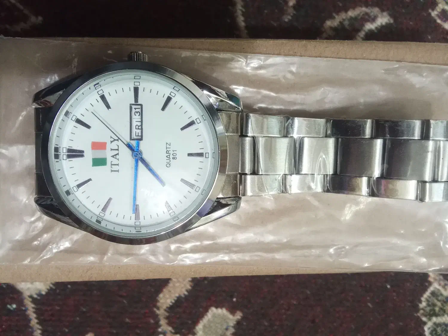 ساعت بسیار زیبا دو تاریخ شمار شیک قیمت مناسب|ساعت|کنارک, |دیوار