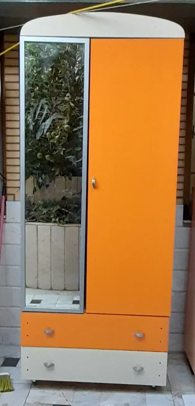 سرویس کمد و تخت خواب نوجوان|تخت و سرویس خواب|کاشان, پشت شهربانی|دیوار