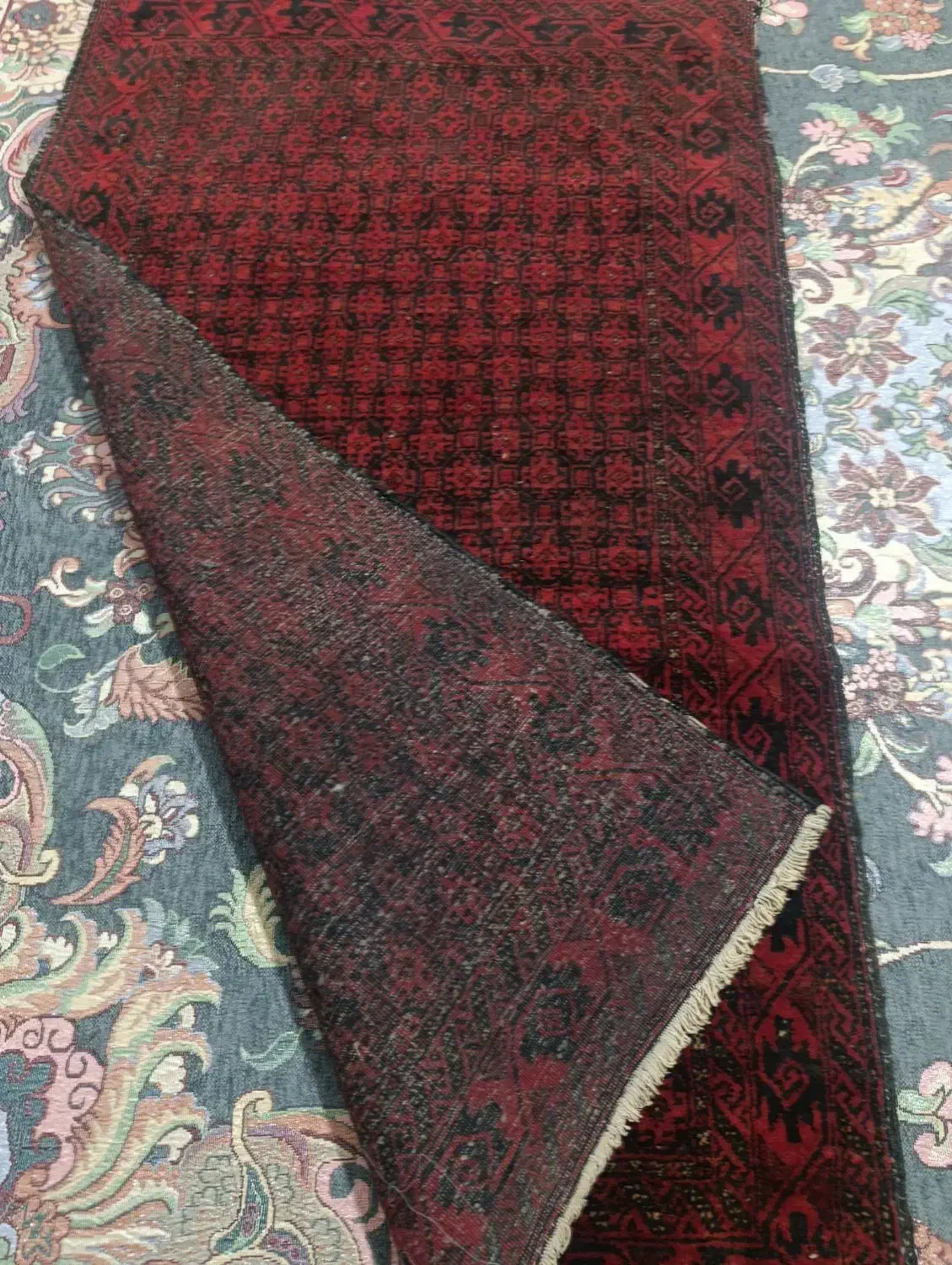 قالیچه دست بافت نخ ابریشم|فرش|پیشوا, |دیوار