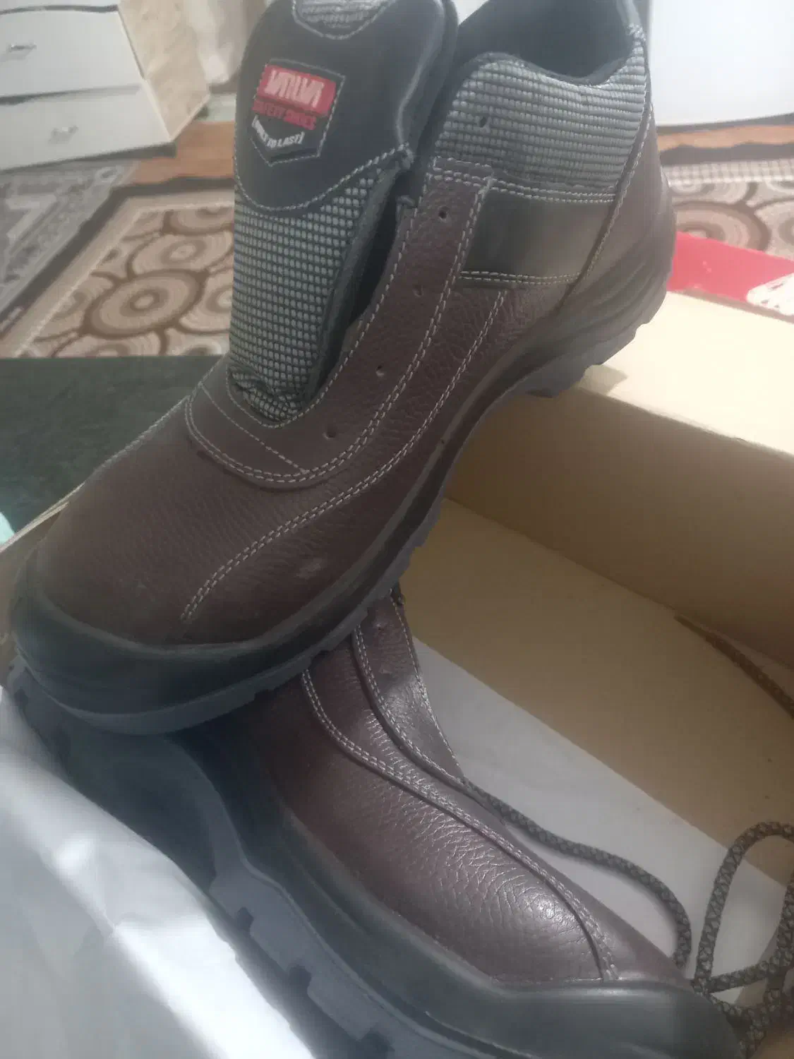 کفش ایمنی ضدبرق|کیف، کفش، کمربند|بندر ماهشهر, |دیوار