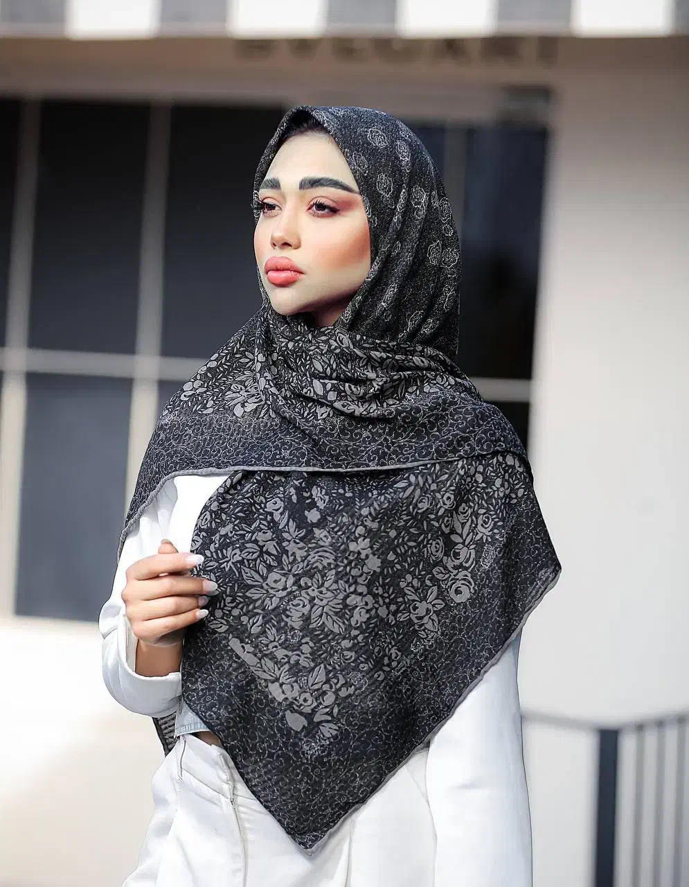 روسری دستدوز چاپخیس طرح شنل|لباس|رودسر, |دیوار