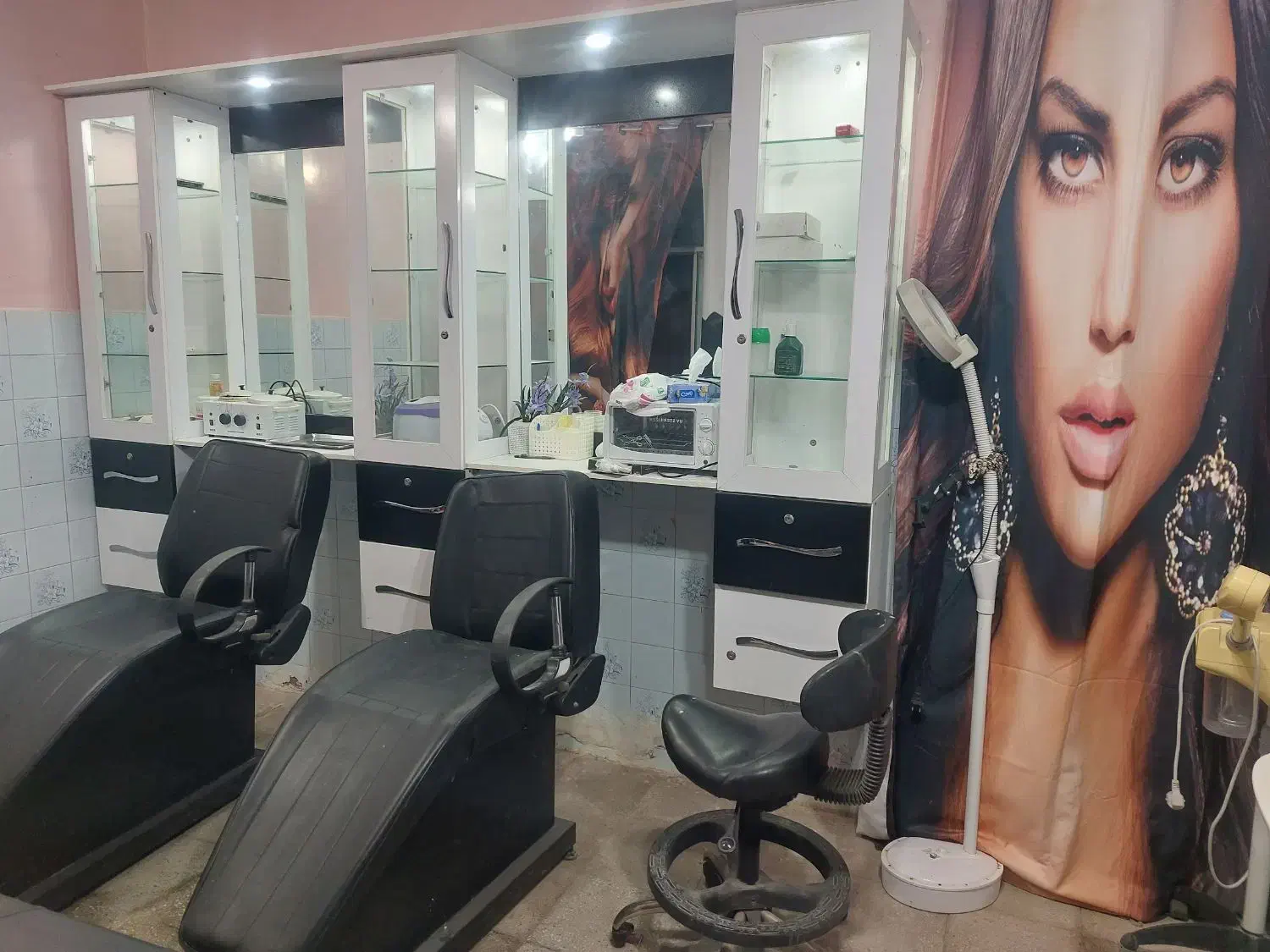 دکور سالن تمام ام دی اف|آرایشگاه و سالن‌های زیبایی|خرمشهر, |دیوار