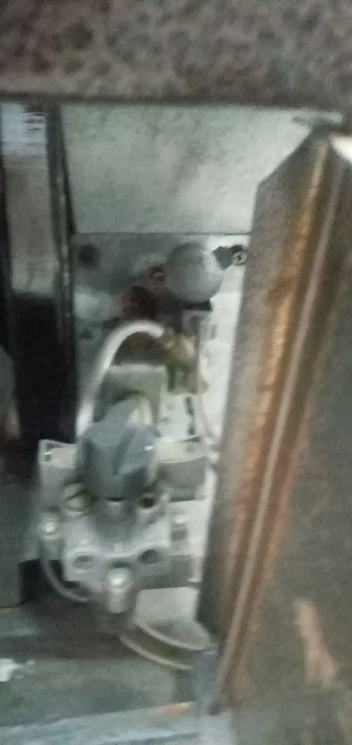 بخاری گازی بسیارقوی مهیا|بخاری، هیتر، شومینه|پردیس, فاز ۸|دیوار