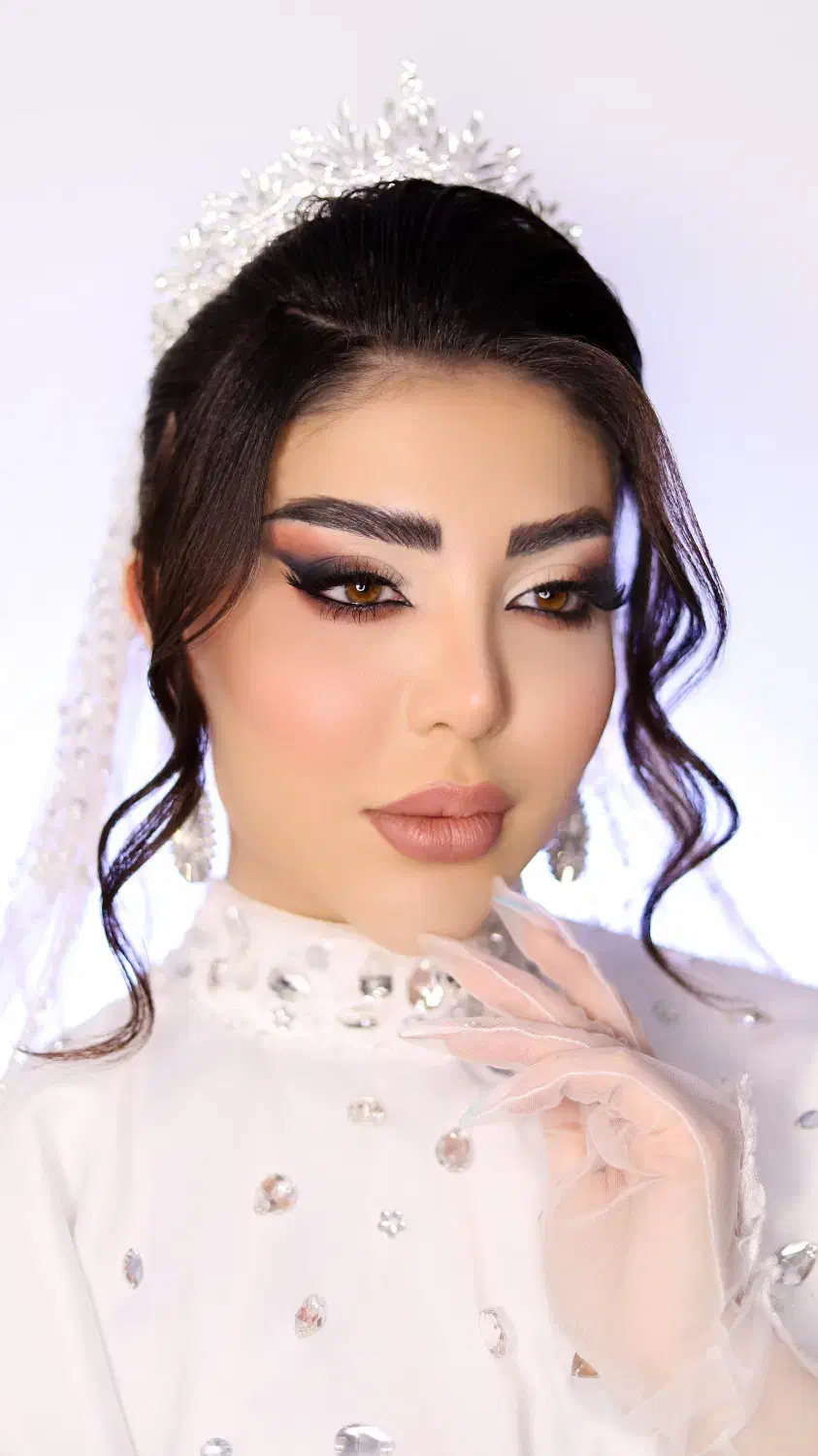 عروس میکاپ شینیون آموزش|خدمات آرایشگری و زیبایی|گلستان (تهران), |دیوار