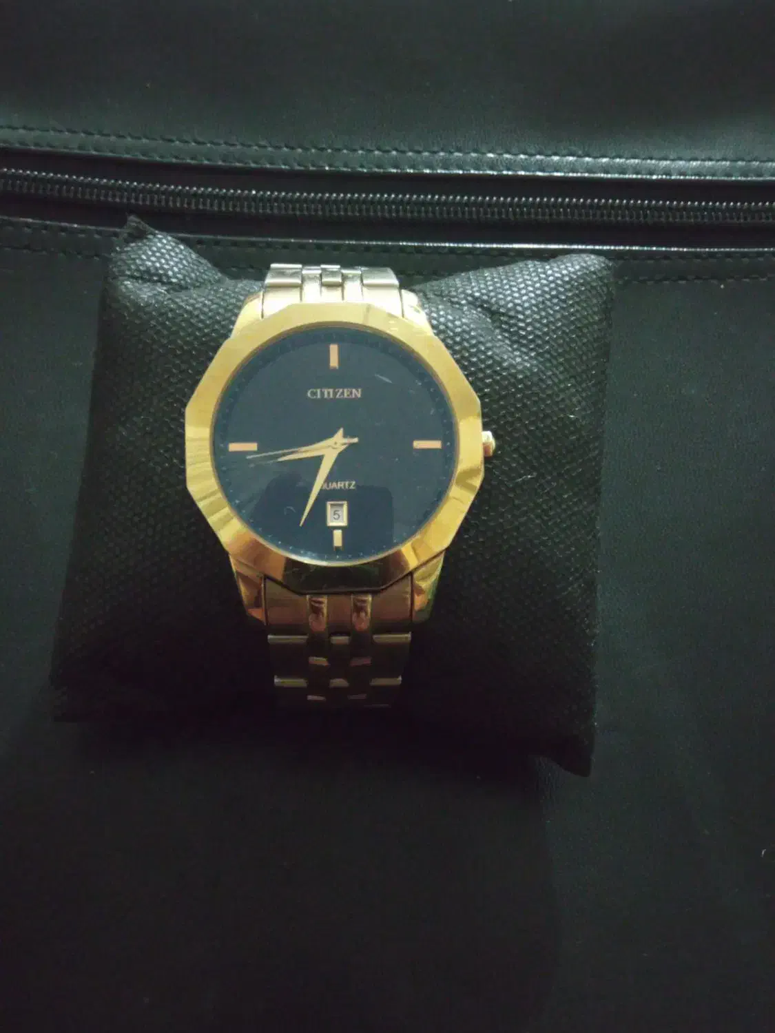 ساعت مچی|ساعت|گنبد کاووس, |دیوار