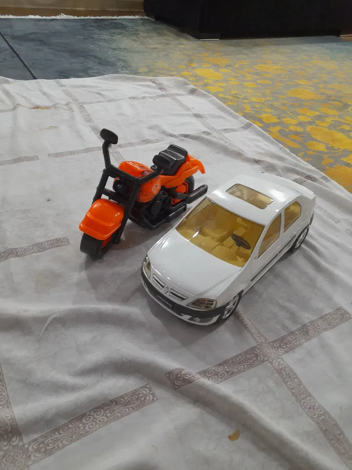 موتور و ماشین ال ۹۰|اسباببازی بچه|سقز, |دیوار