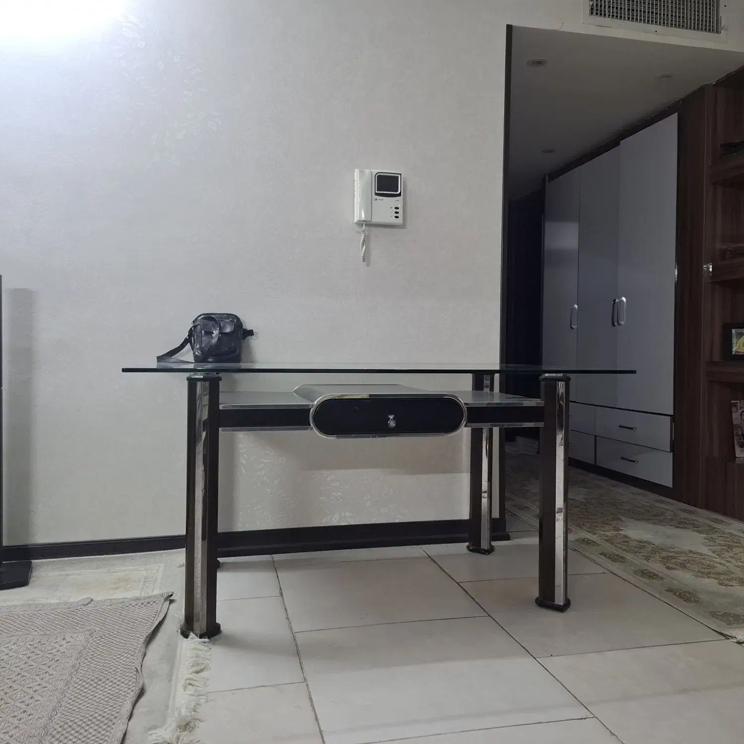 میز ناهار خوری|میز و صندلی غذاخوری|فولادشهر, B4|دیوار