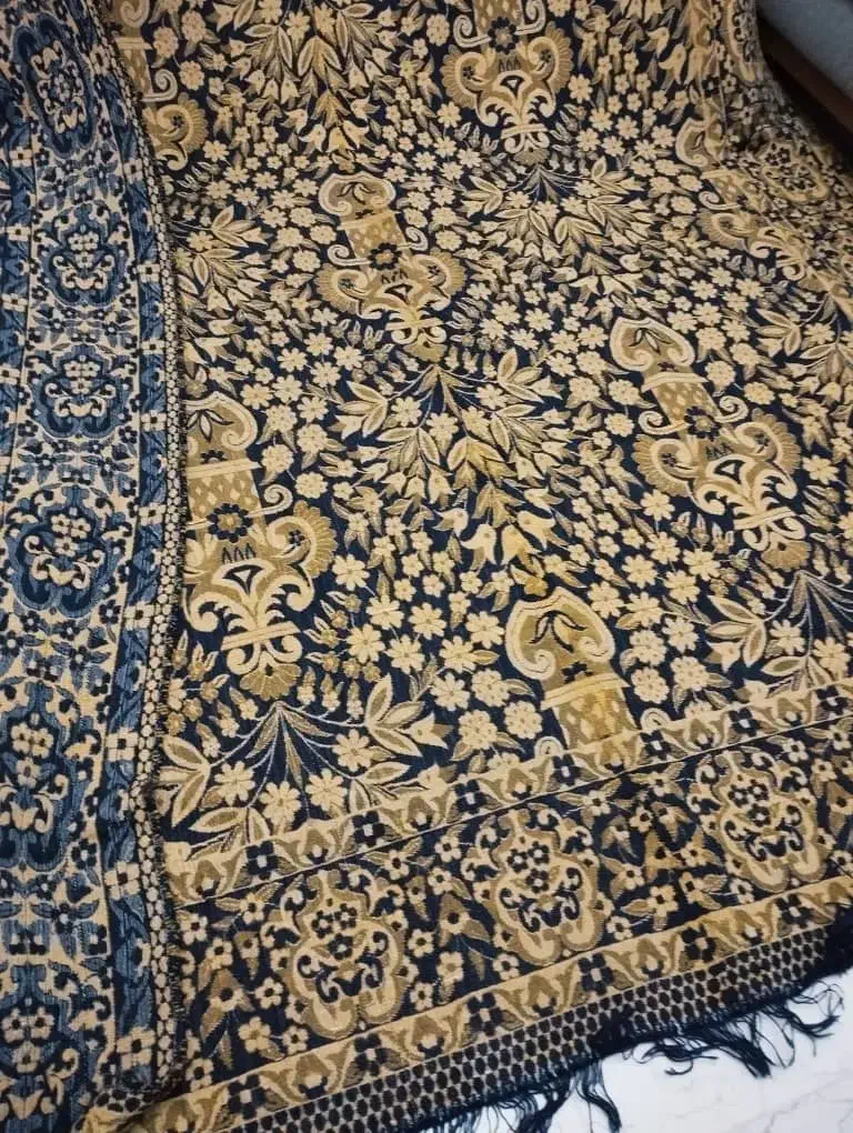 رو فرشی کرم وسورمه ای ۶ متری نو|روفرشی|تهران, فدک|دیوار