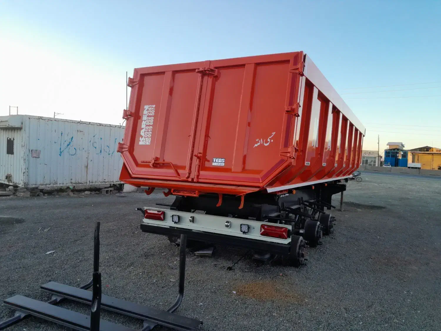 تریلی کمپرسی مارل وماموت کف تیغه کانتین|خودرو سنگین|حاجی آباد, |دیوار