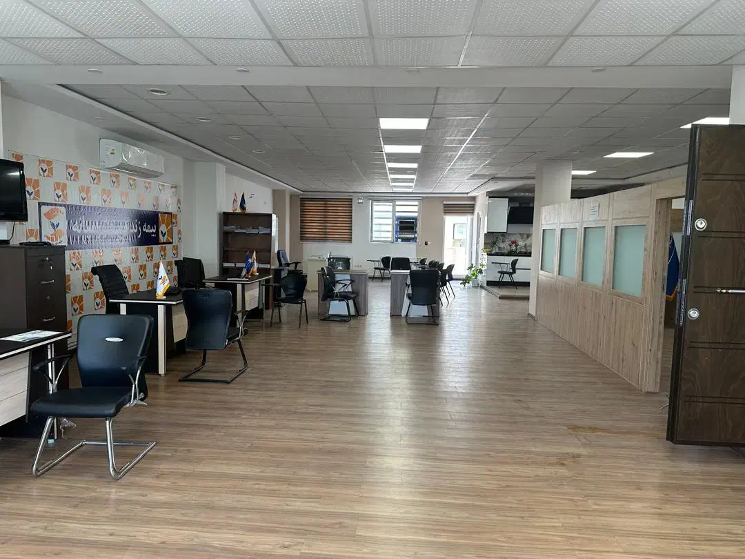 ۱۷۰متر واحد اداری بر خیابان اصلی هشتگرد|فروش دفتر کار، اتاق اداری، مطب|هشتگرد, شهرک بعثت|دیوار