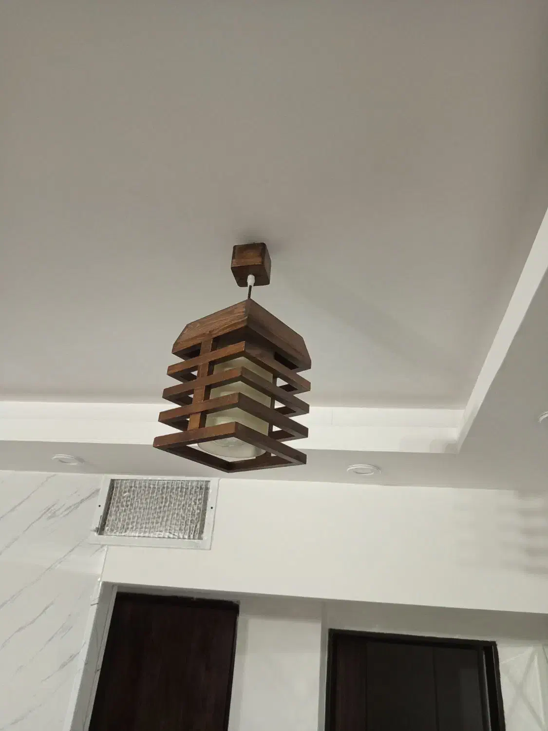 لوستر چوبی|لوستر و چراغ آویز|قروه, |دیوار