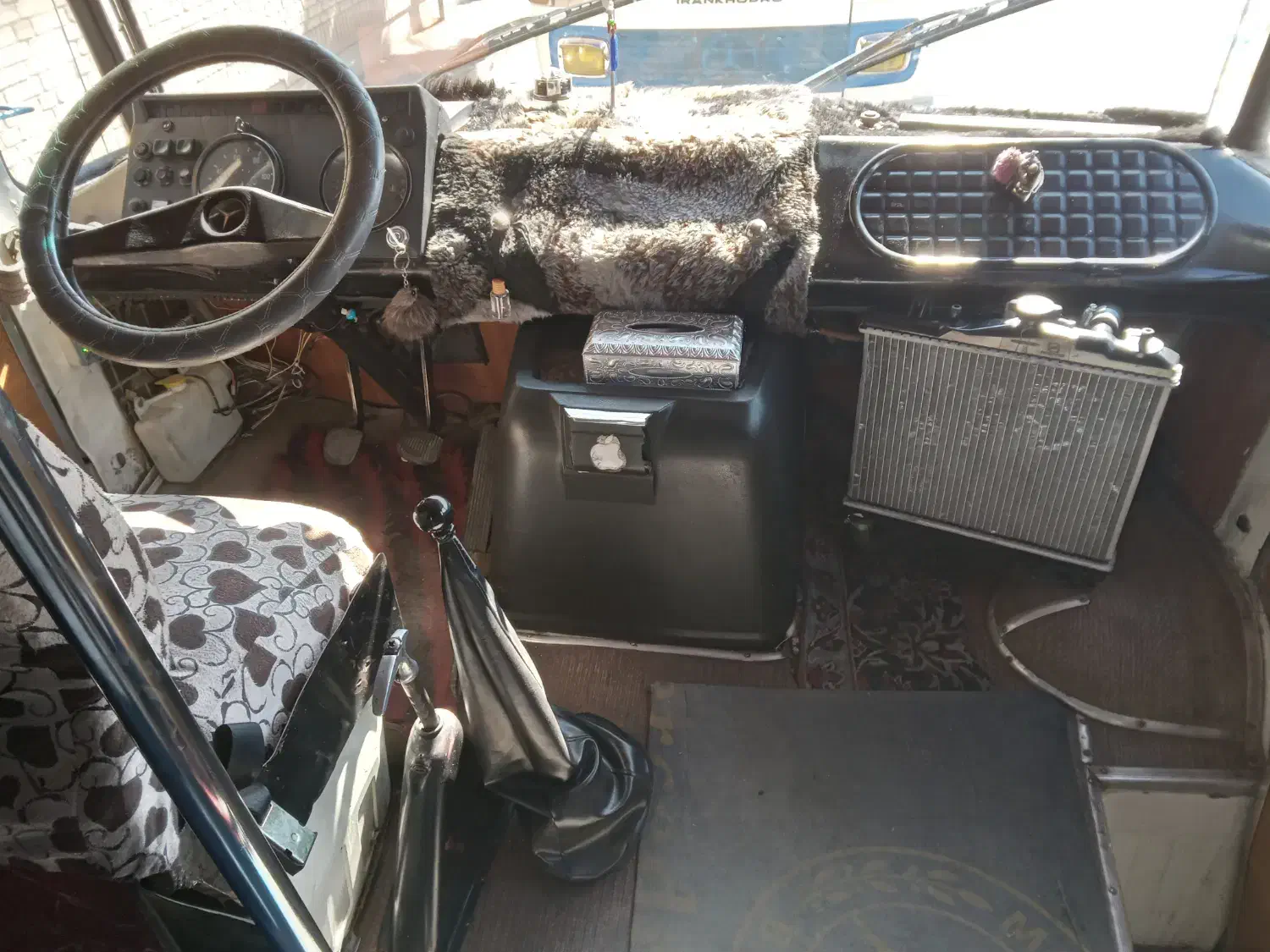 انجام سرویس مدارس و اداره جات با مینی بوس تمیز|خدمات حمل و نقل|سمنان, |دیوار