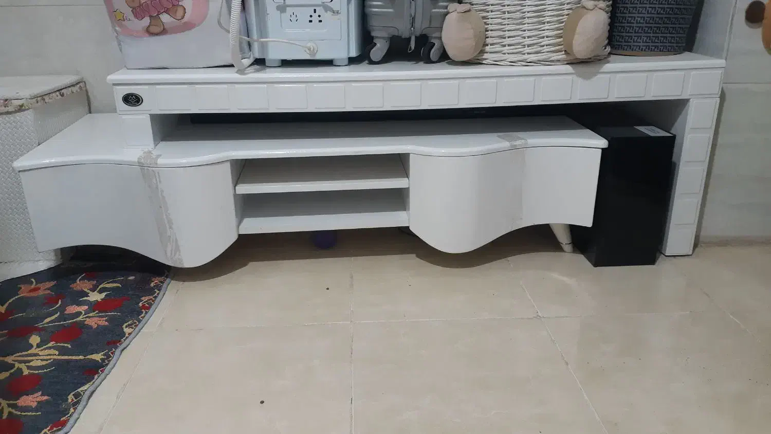 مبلمان هفت نفره .تخت خواب .میز tv فروش فوری|مبلمان خانگی و میز عسلی|نسیمشهر, |دیوار