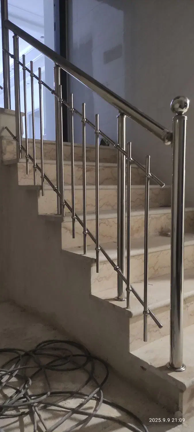 نرده استیل پله|خدمات پیشه و مهارت|شیراز, شهرک ولیعصر|دیوار