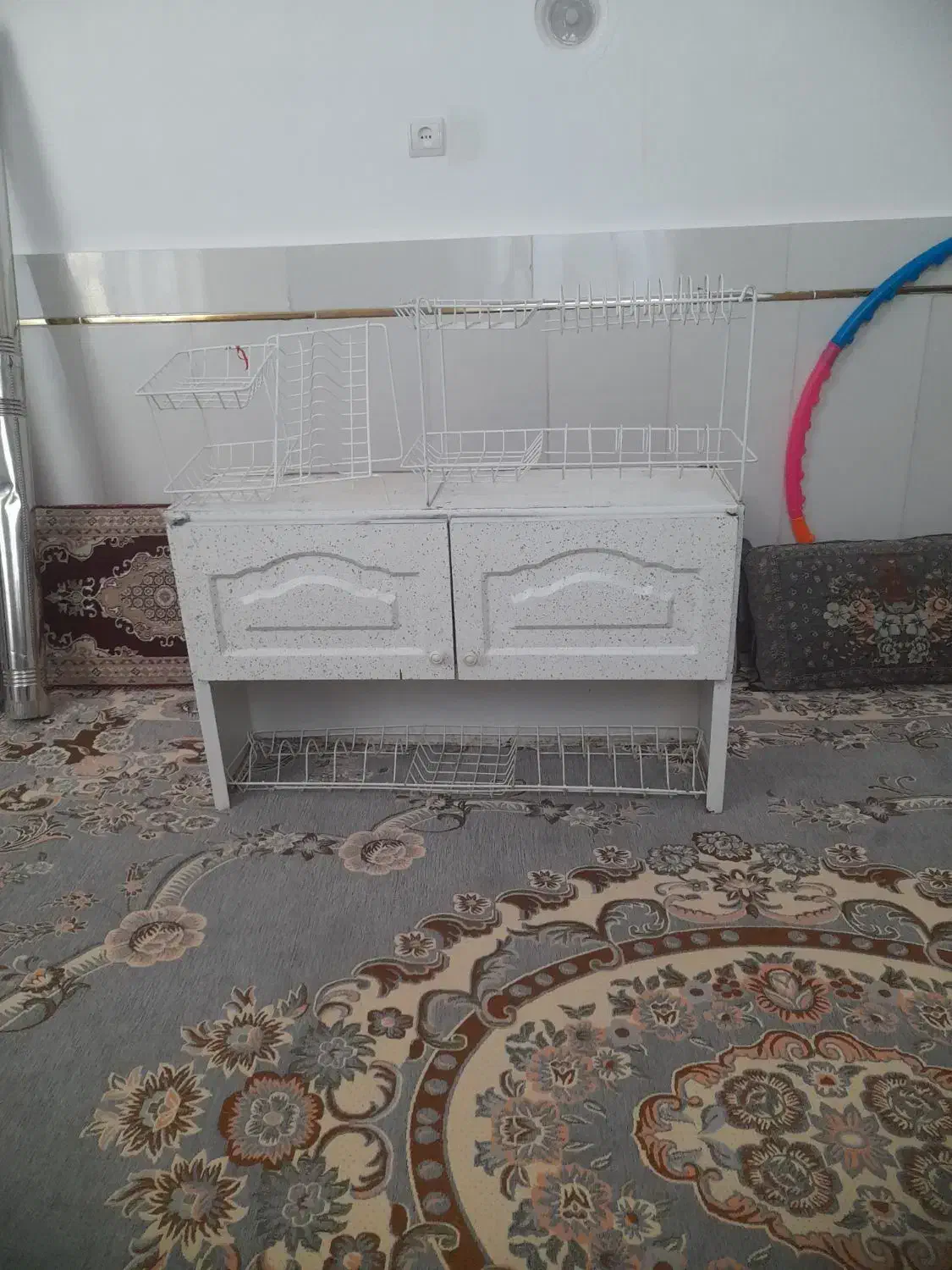 آبچکان|آب‌چکان و نظم‌دهنده ظروف|قم, امامزاده ابراهیم|دیوار