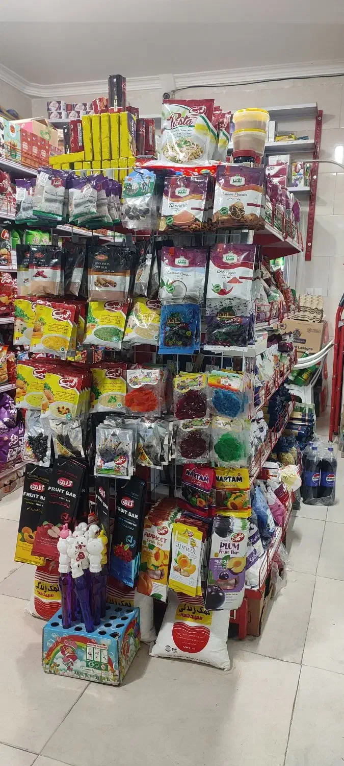 واگذاری سوپر مارکت با سابقه ۷ ساله|اجارهٔ مغازه و غرفه|صدرا-فارس, فاز ۲|دیوار