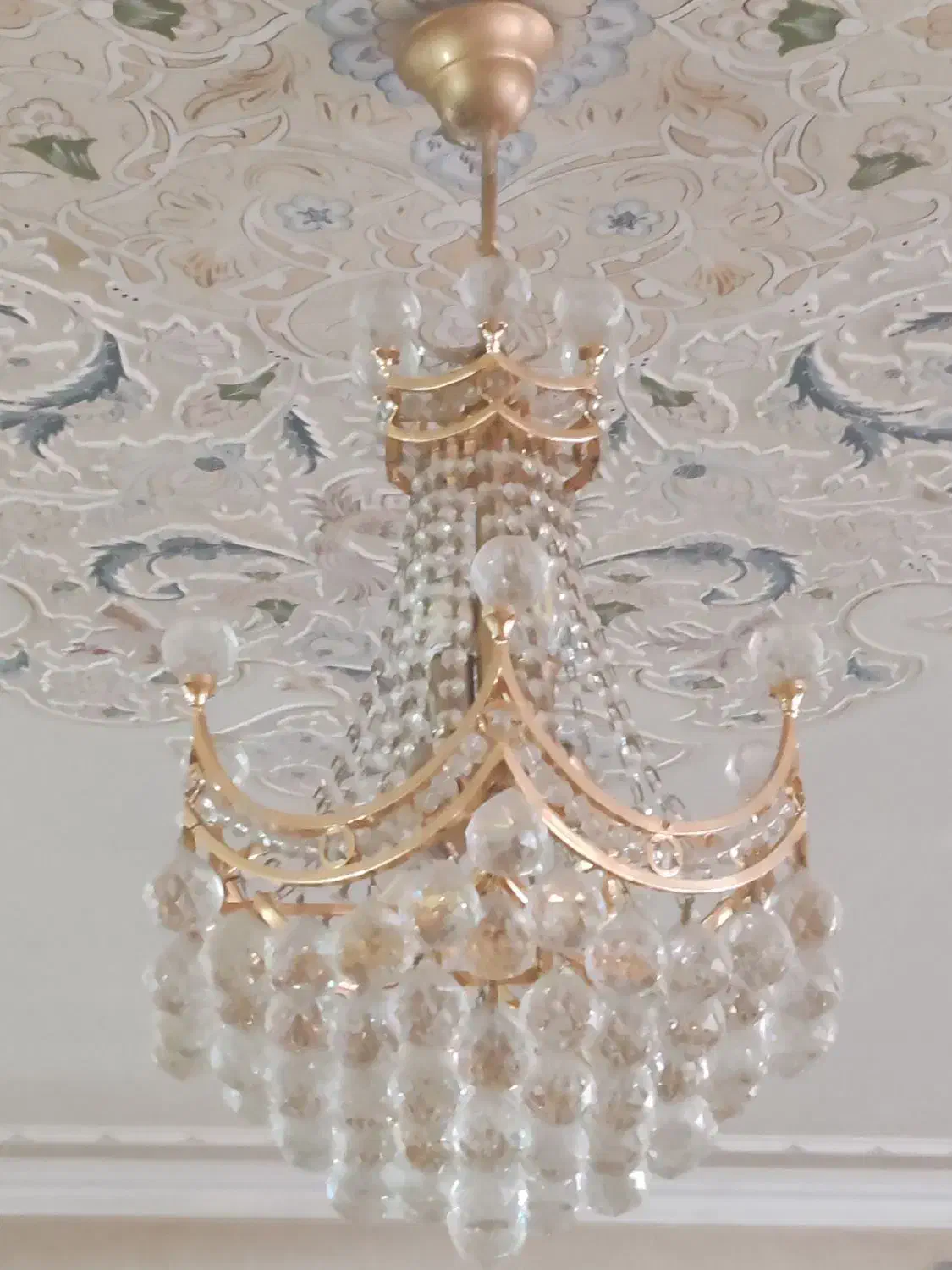 لوستر|لوستر و چراغ آویز|نجفآباد, گلدشت|دیوار