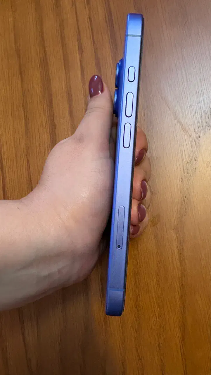 ایفون ۱۶ نرمال درحد نو رجیستر شده|موبایل|کاشان, معلم|دیوار