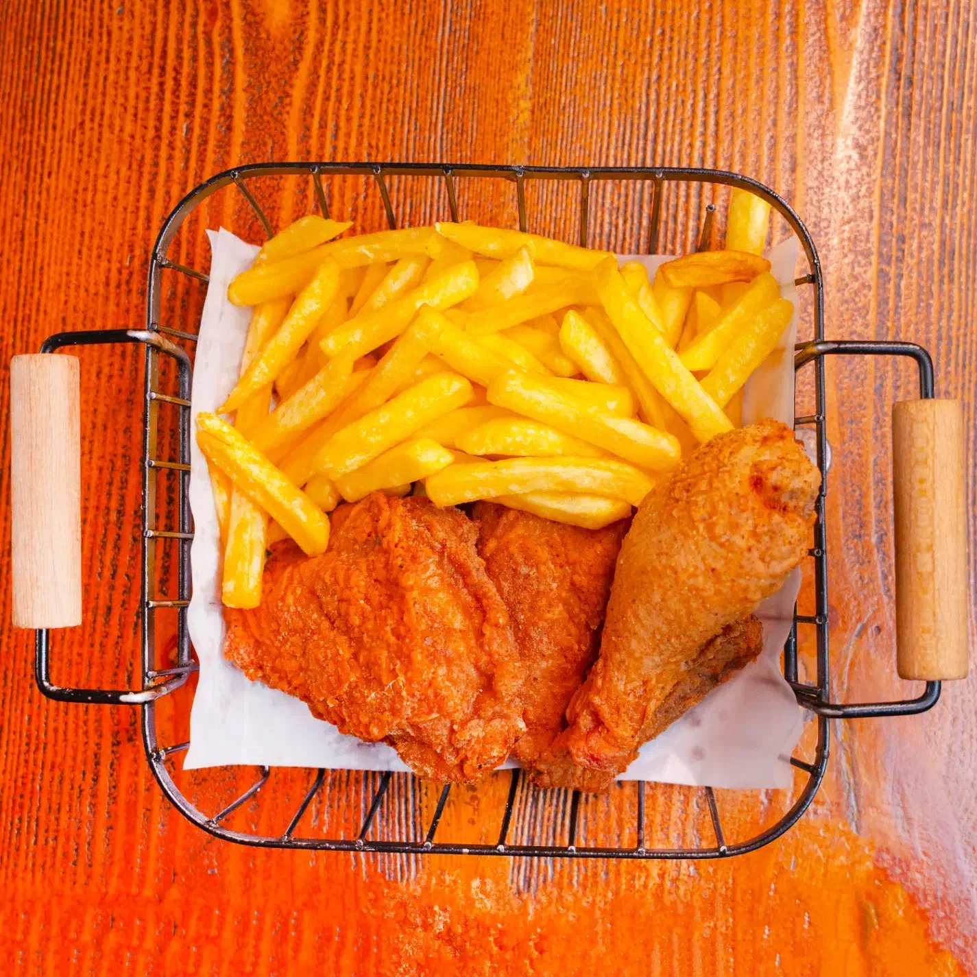 سوخاری زن|استخدام خدمات فروشگاه و رستوران|تهران, ایوانک|دیوار