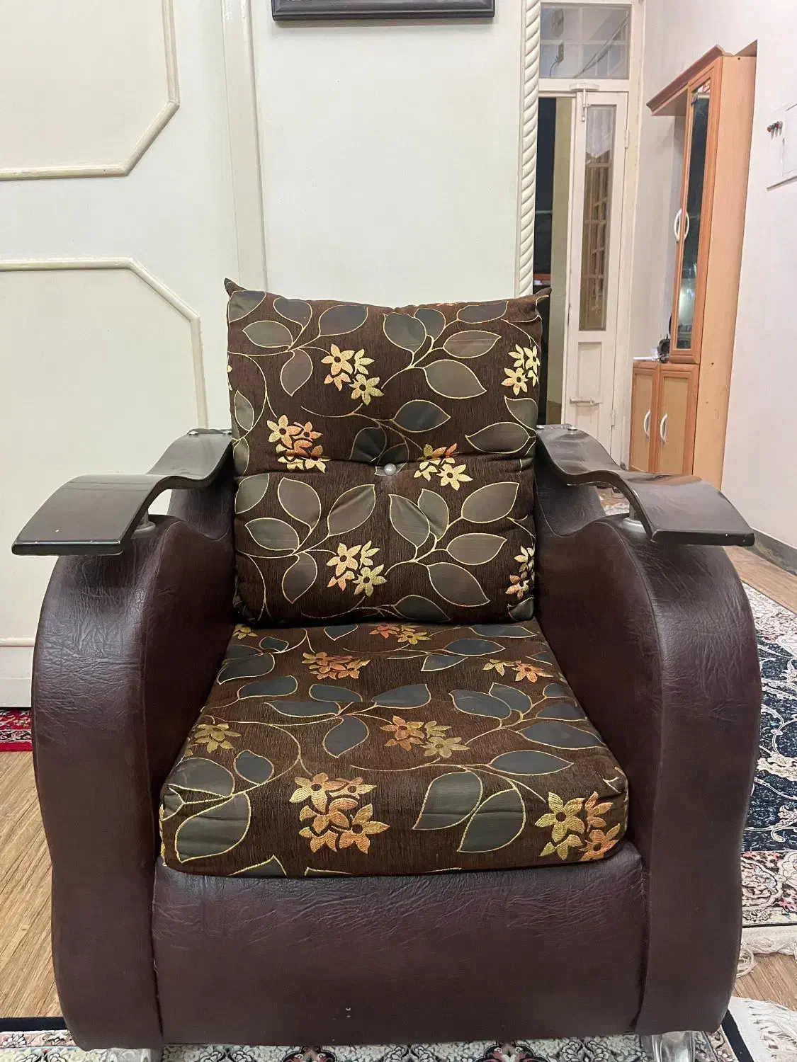 مبل ۹ نفره|مبلمان خانگی و میز عسلی|برازجان, |دیوار