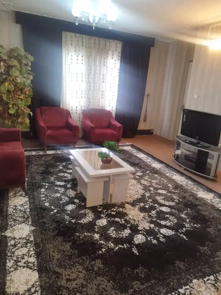 اجاره روزانه/هفتگی/ماهانه آپارتمان در شهرک گلستان|اجارهٔ کوتاه‌مدت آپارتمان و سوئیت|شیراز, شهرک گلستان|دیوار