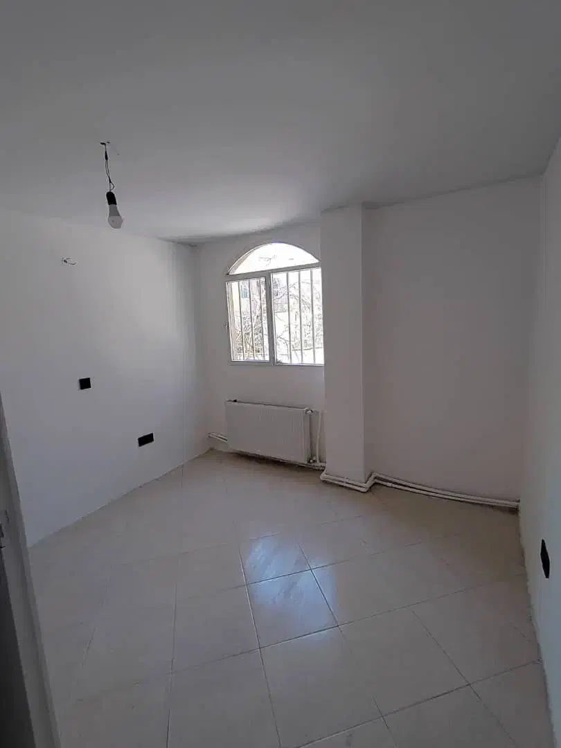 ۱۴۰ متر/ ۳ پارکینگ / موقعیت اداری / مسکونی / مخبری