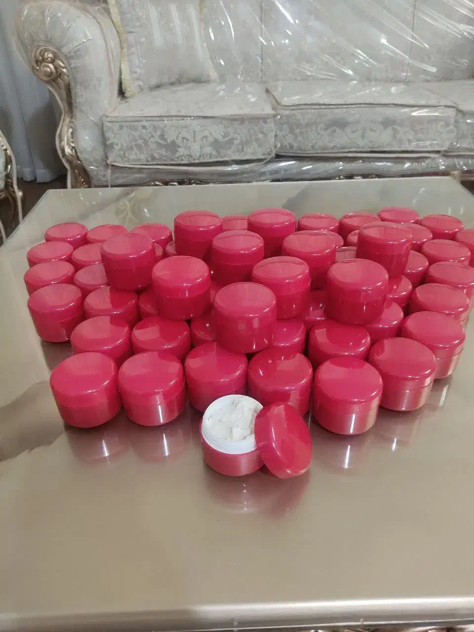 کرم جوانساز و ضد لک|آرایشی، بهداشتی، درمانی|قم, باجک سه|دیوار