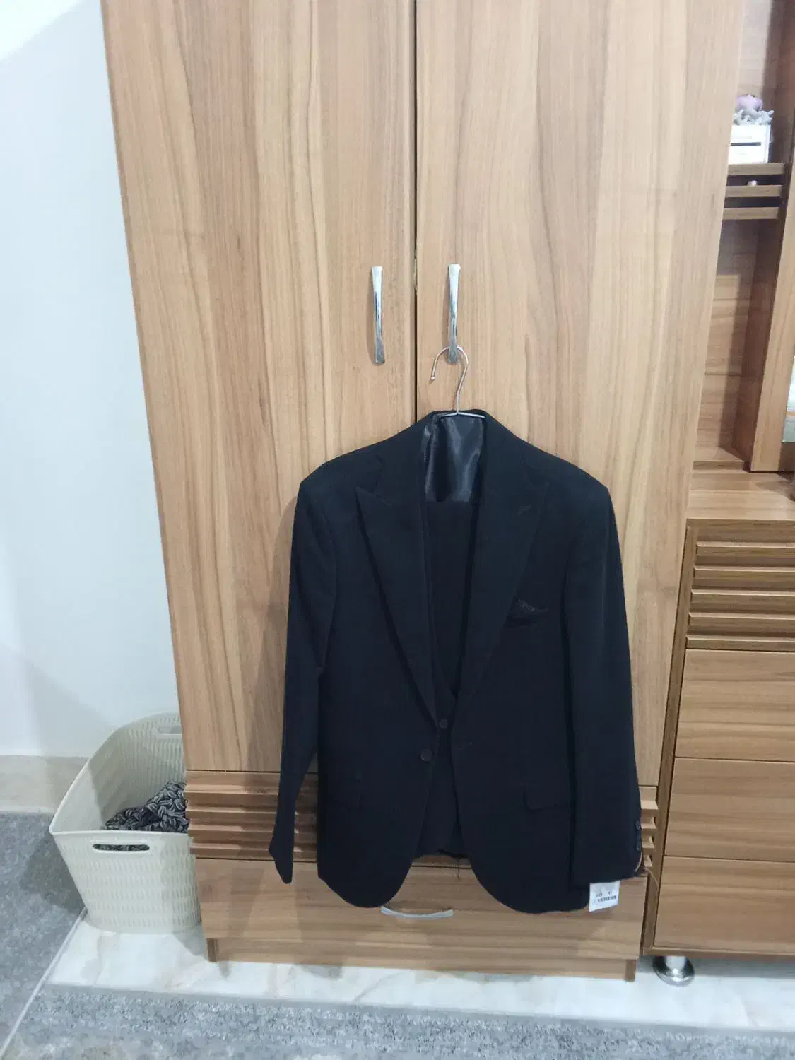 کاپشن وکت و شلوار|لباس|ابهر, |دیوار