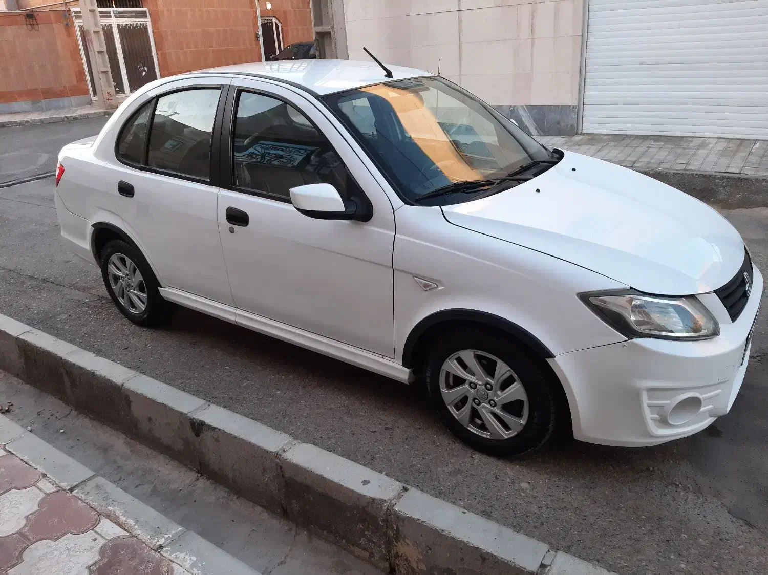 ساینا۱۴۰۲|خودرو سواری و وانت|بیرجند, |دیوار