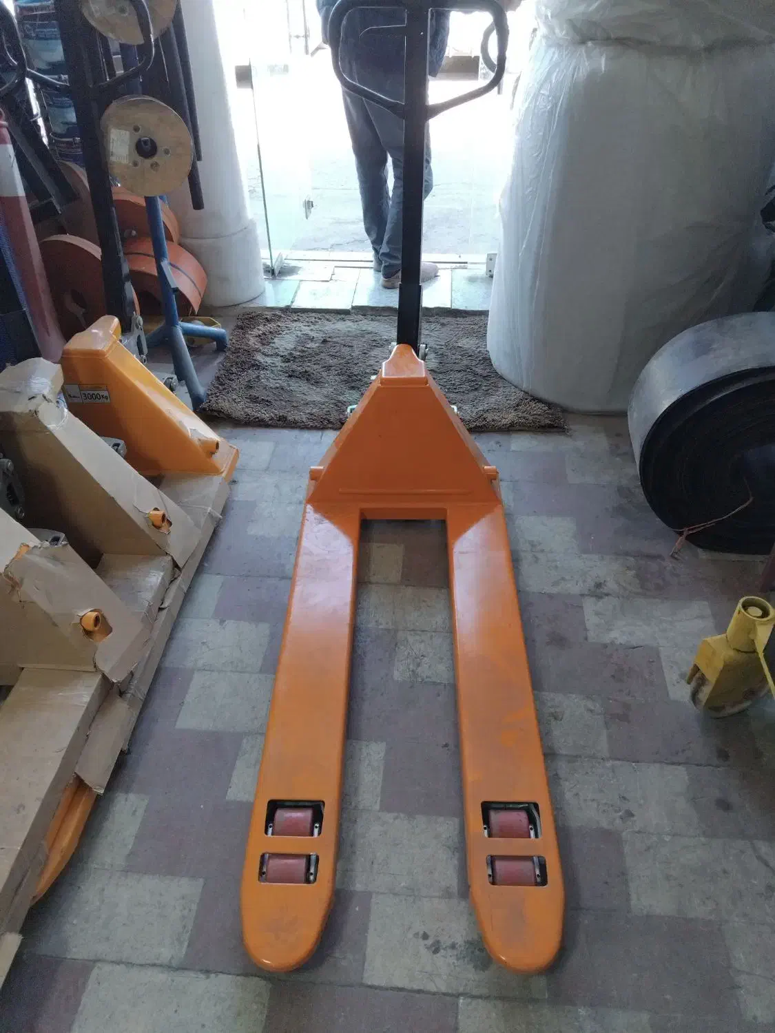 جک پالت استاکر جرثقیل نوار نقاله کارواش زنجیر چرخ|ماشینآلات صنعتی|قم, نخودی|دیوار