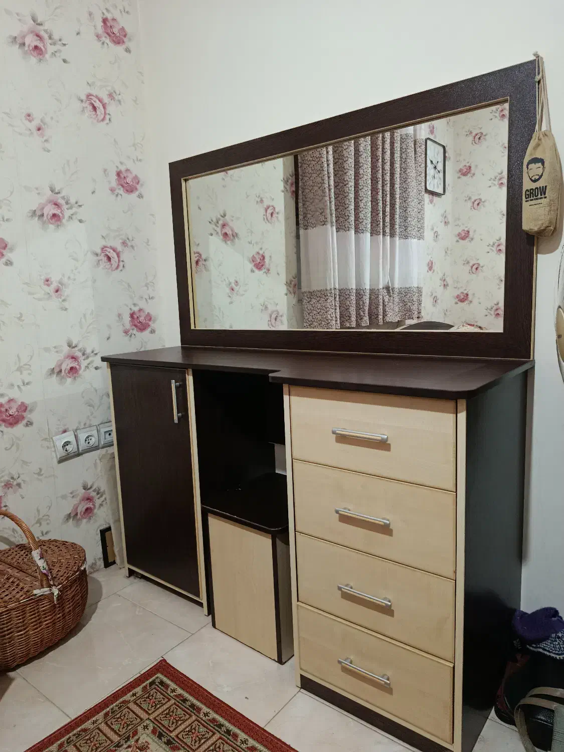 میز آینه / دراور|جاکفشی، کمد، دراور|بندر انزلی, کوی واحدی|دیوار