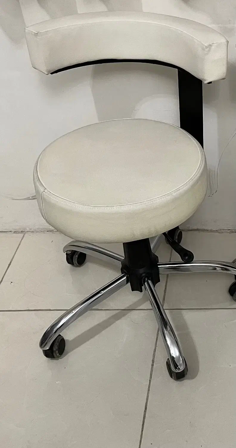 فروش لوازم سالن زیبایی|آرایشگاه و سالنهای زیبایی|مشکیندشت, |دیوار