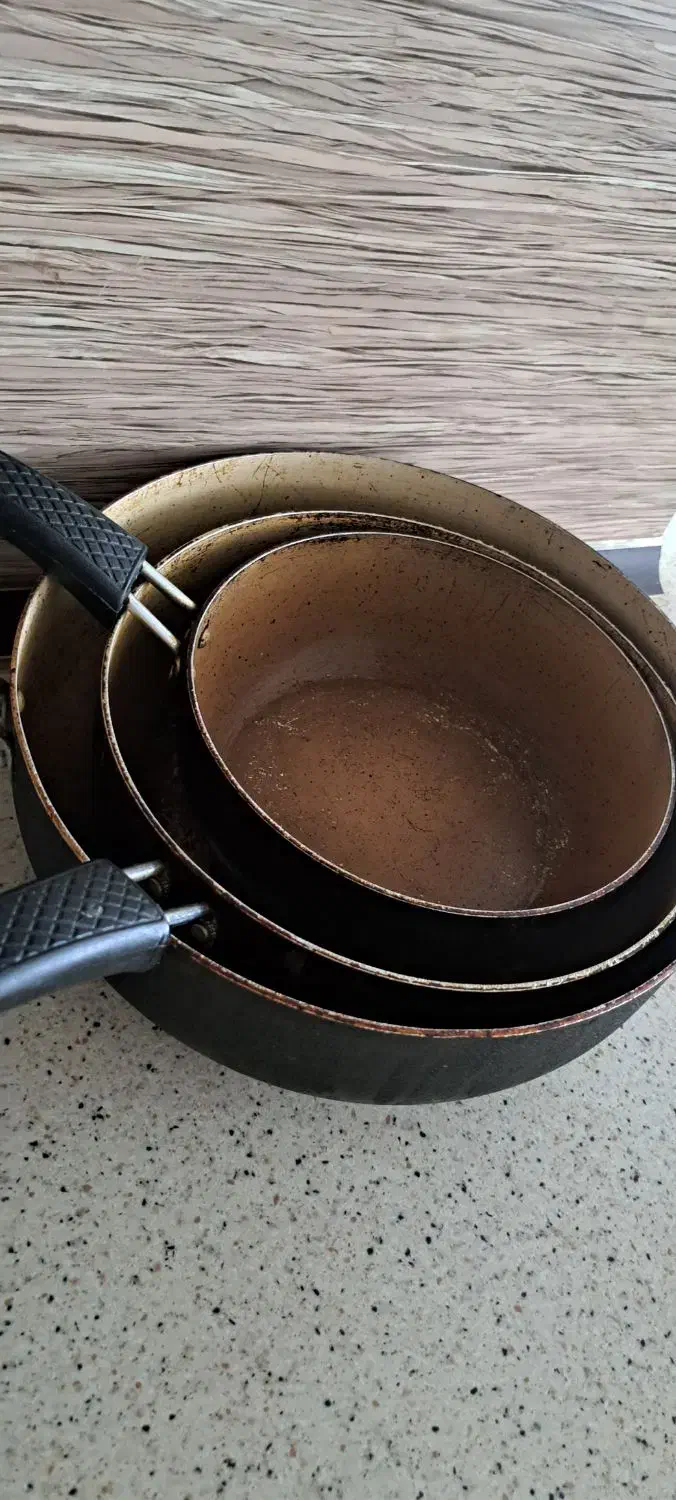 قابلمه روحی و چدن|ظروف پخت‌وپز|کرمانشاه, |دیوار