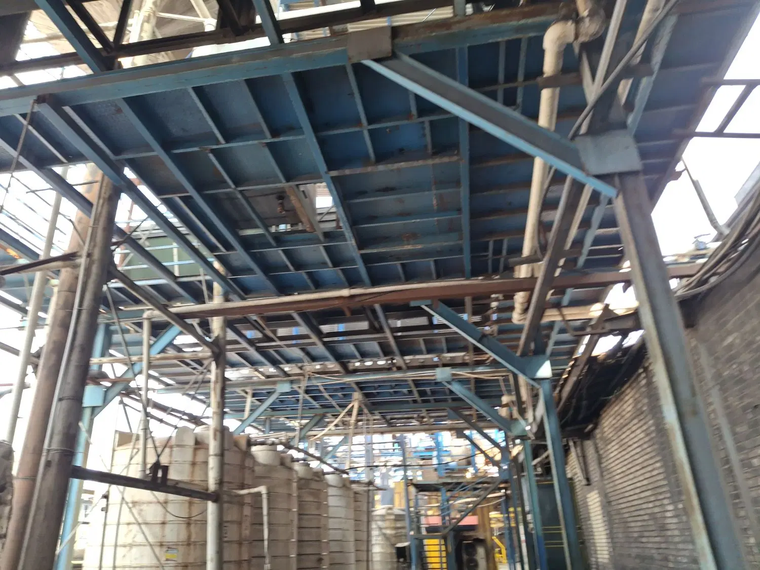 استخدام کارگر ساده اتباع و کوره دار|استخدام صنعتی، فنی، مهندسی|تهران, شکوفه (عبدل آباد)|دیوار