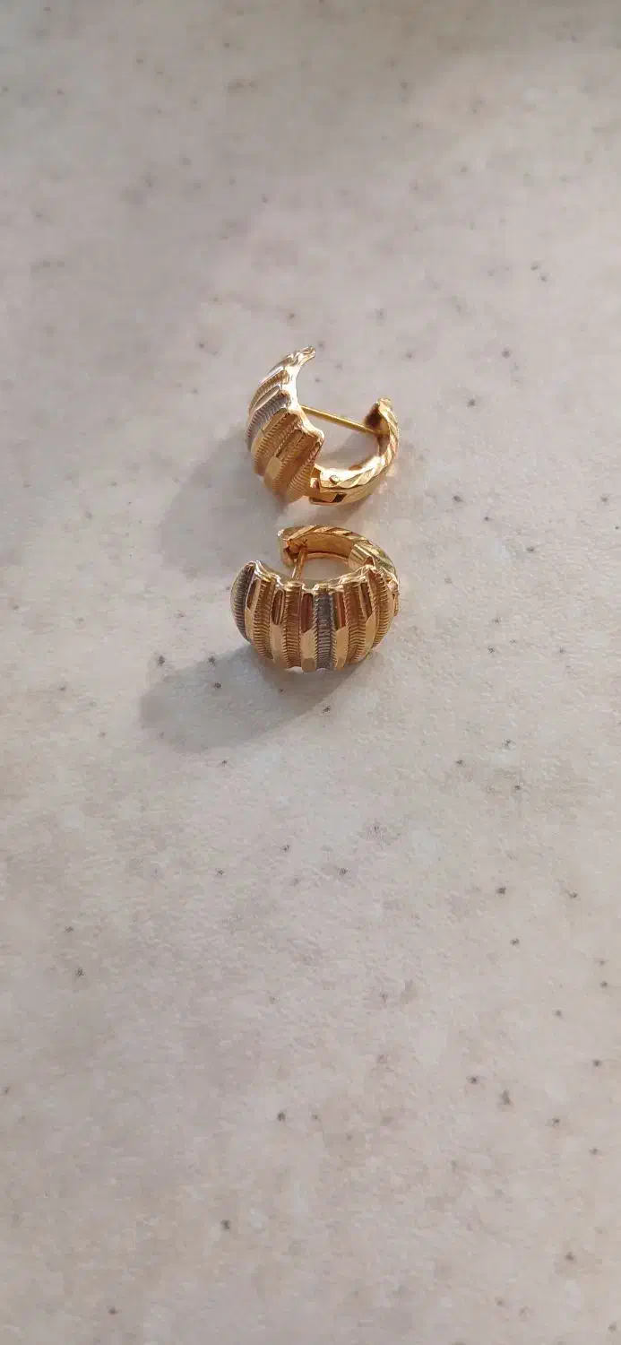 طلا در حد نو|جواهرات|اراک, |دیوار