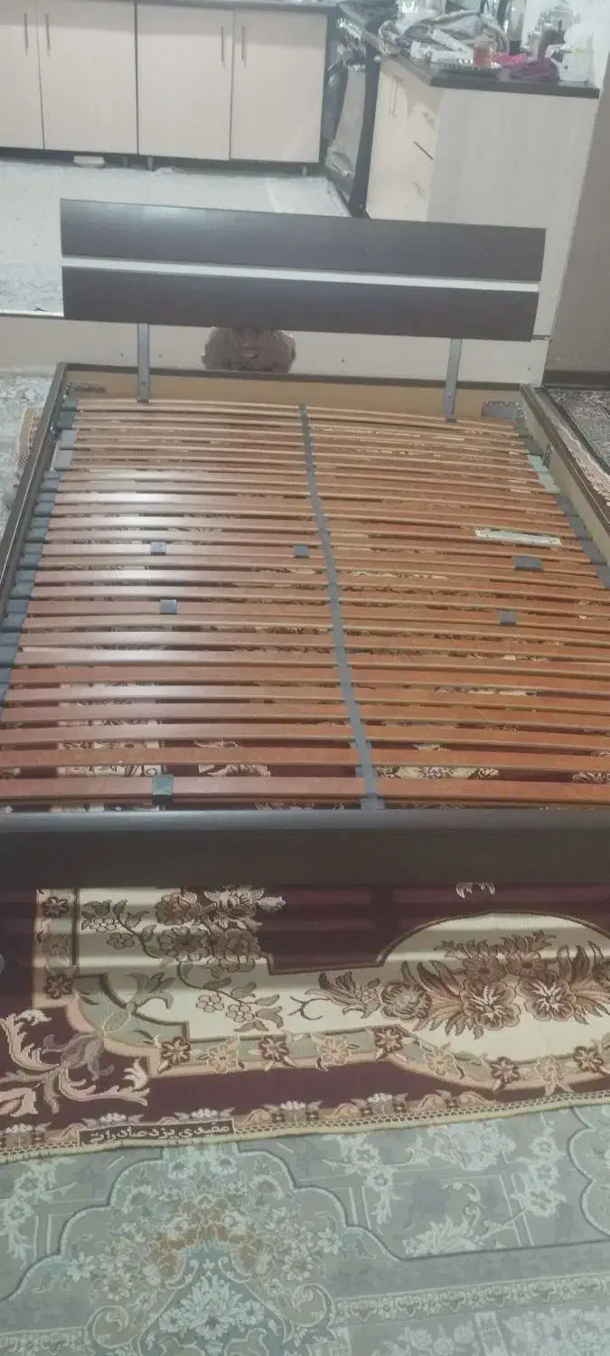 تخت دو نفره|تخت و سرویس خواب|قدس, شهر‌قدس|دیوار