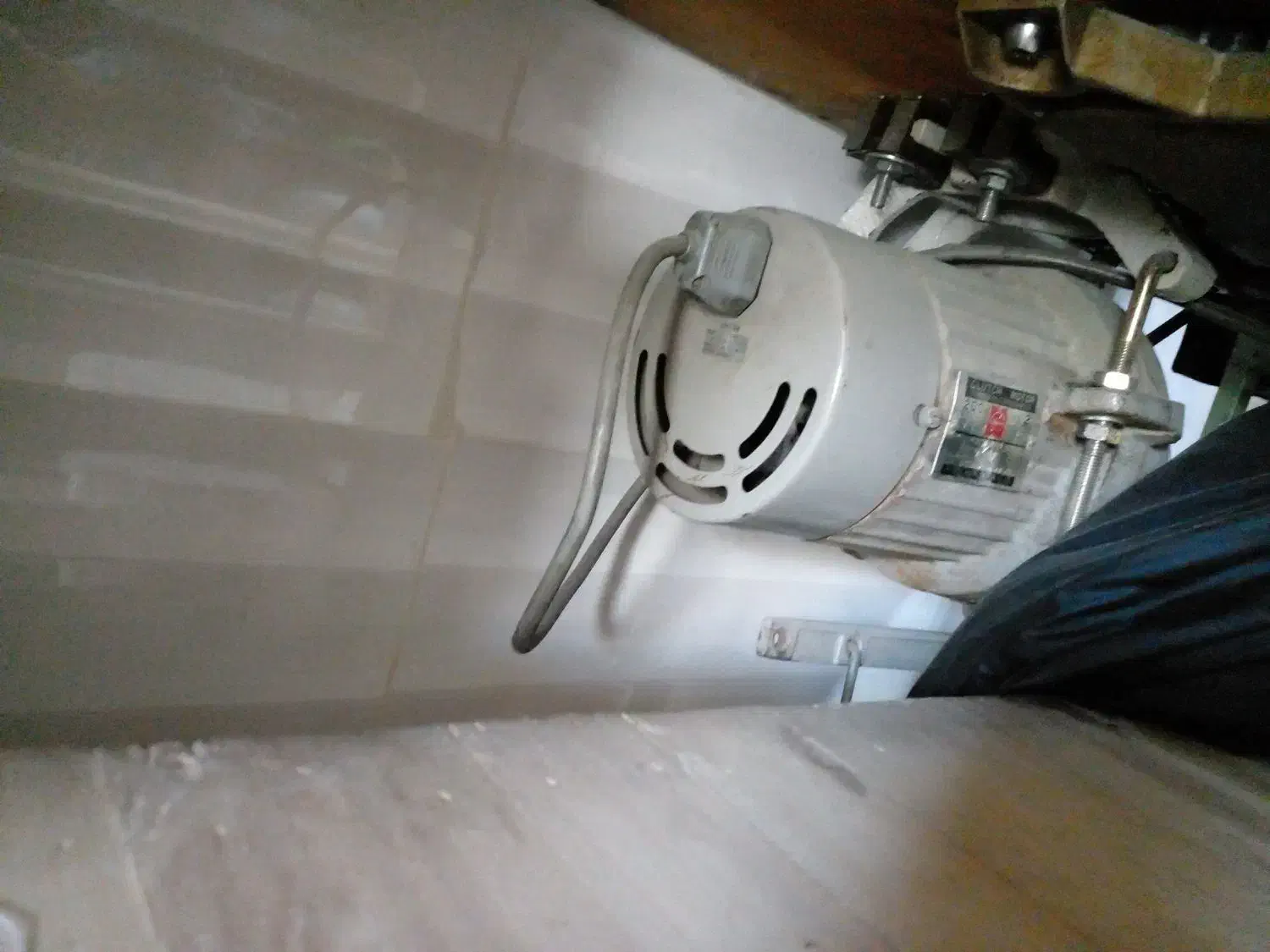 سلام چرخ سردوز جک وار ۳ نخ قیمت ۱۳ تومان|چرخ خیاطی و ریسندگی|مشهد, آزادشهر|دیوار