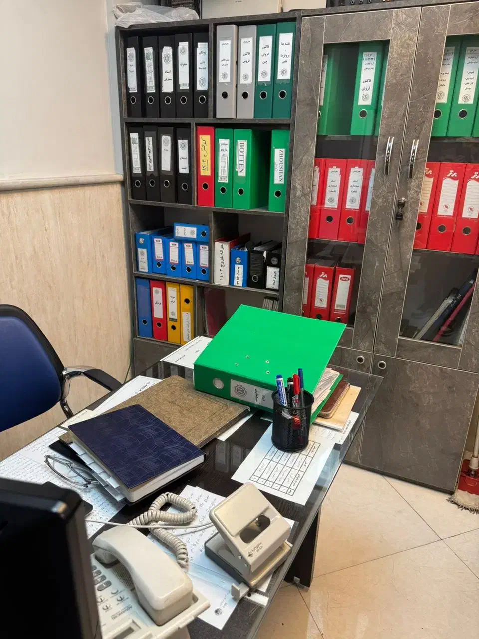 خانم  منشی|استخدام اداری و مدیریت|پردیس, شهرک صنعتی کمرد|دیوار