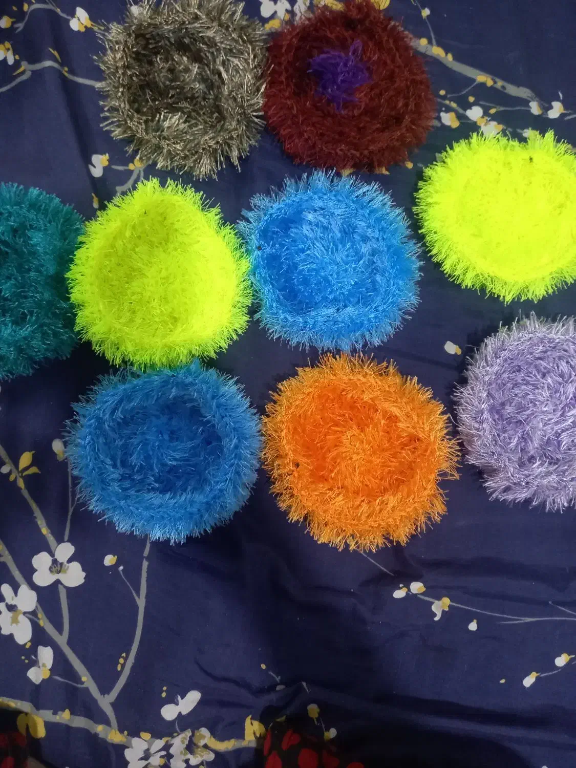 اسکاج|لوازم نظافت|پرند, فاز ۶|دیوار