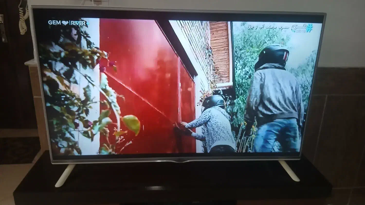 تلوزیون ال جی  ۵۰ اینج  اصل کره|تلویزیون و پروژکتور|نیشابور, جمهوری|دیوار