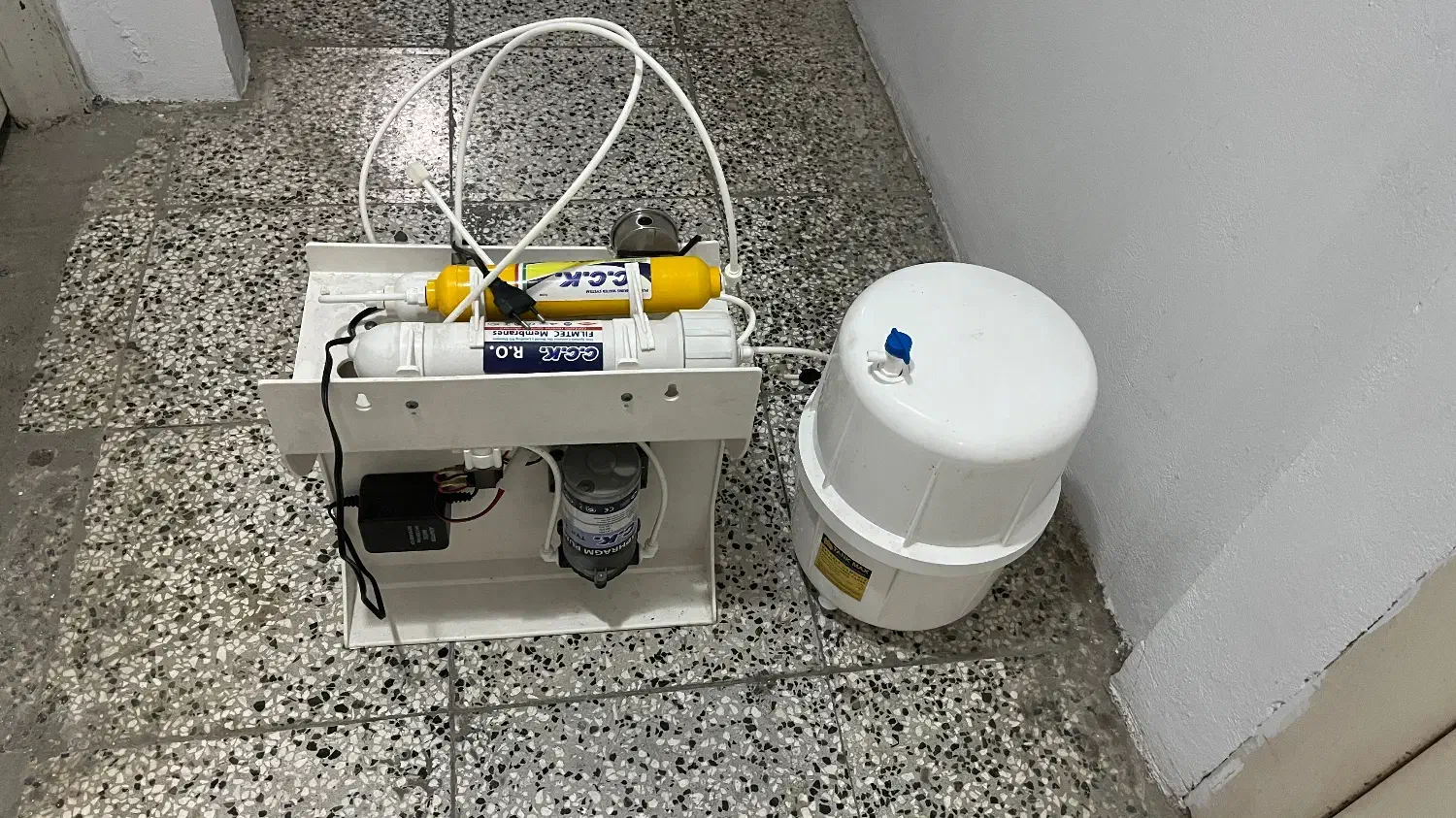 دستگاه تصفیه آب|آبسردکن و تصفیه آب|ساری, |دیوار