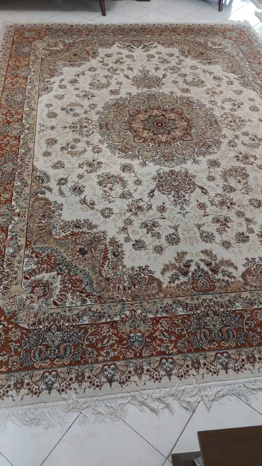 ۳ تخته فرش ۹ متری ۷۰۰ شانه ساوین مدل آذین|فرش|کرمانشاه, |دیوار